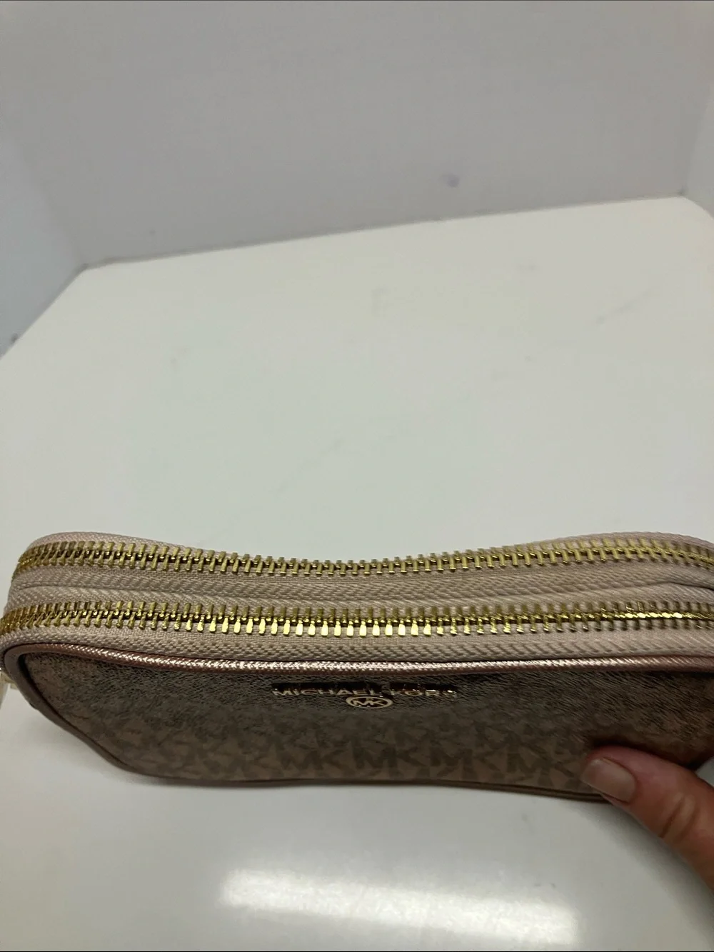 Michael Kors compact cosmetic